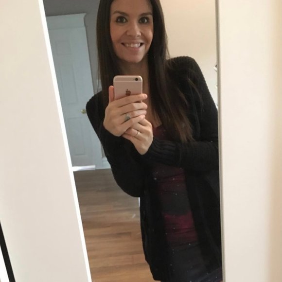 Meet your Posher, Ashley - Picture 1 of 1